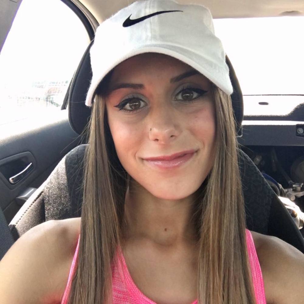 Meet your Posher, Olivia